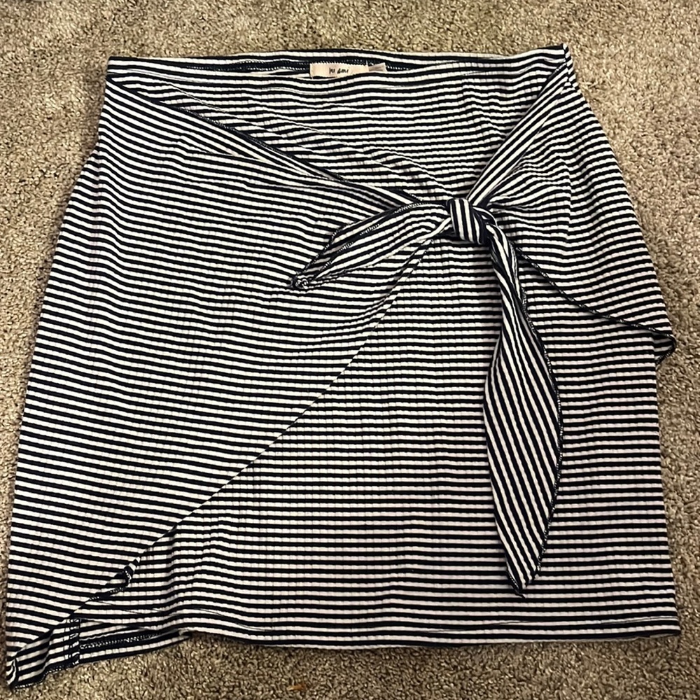 Mi Ami Striped Tie Mini Skirt Blue and White